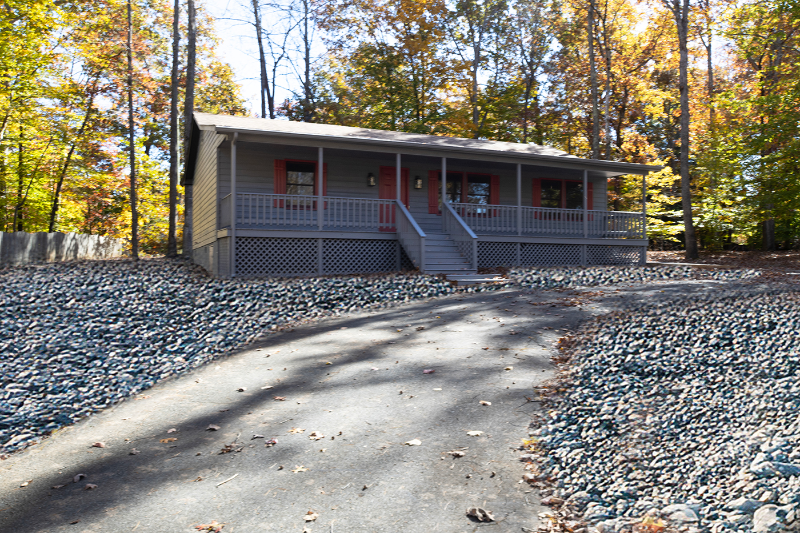 Palmyra House: 89 Jefferson Drive