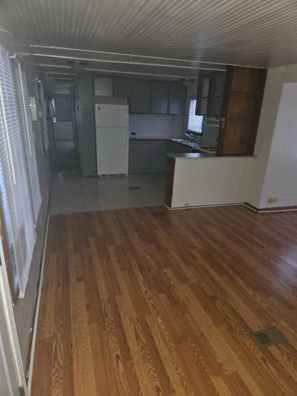 north canton House: 8464 cleveland ave nw