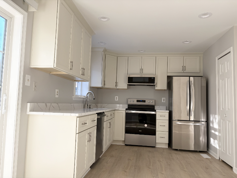 FAIRFAX Townhome: 2990 MISSION SQUARE DR