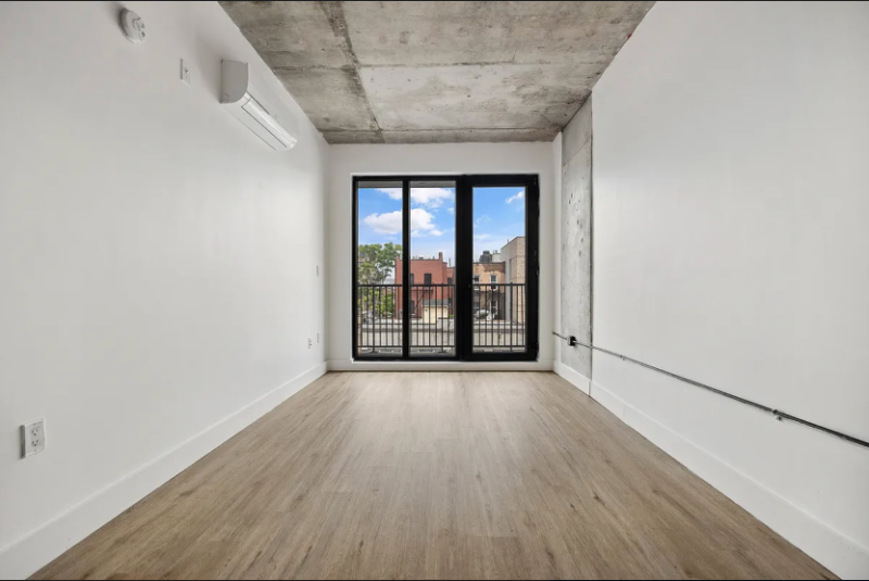 Brooklyn Apartment: 815 Flatbush Ave