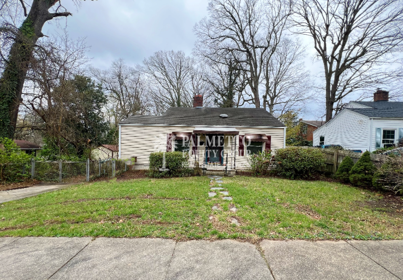 Greensboro House: 1407 Oak St