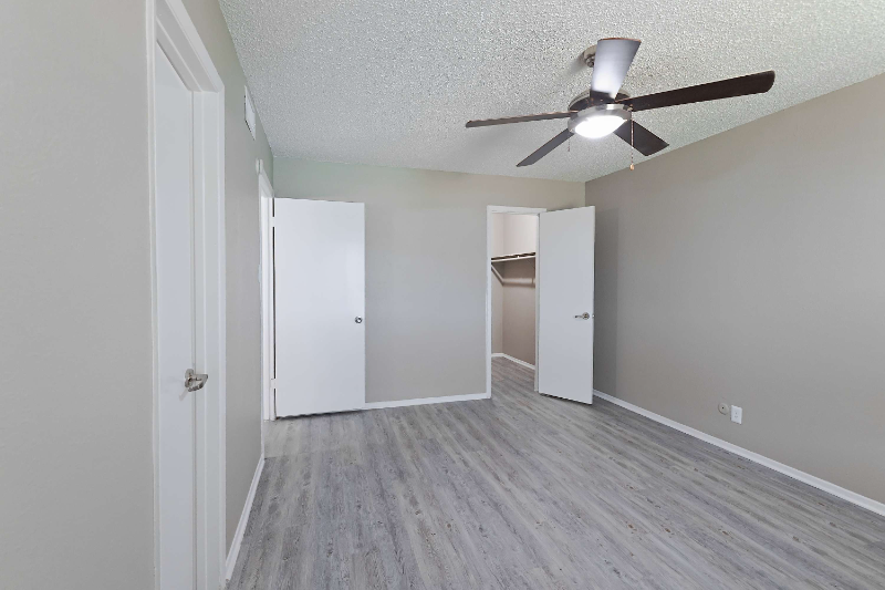 Bedford Apartment: 531 Bedford Road