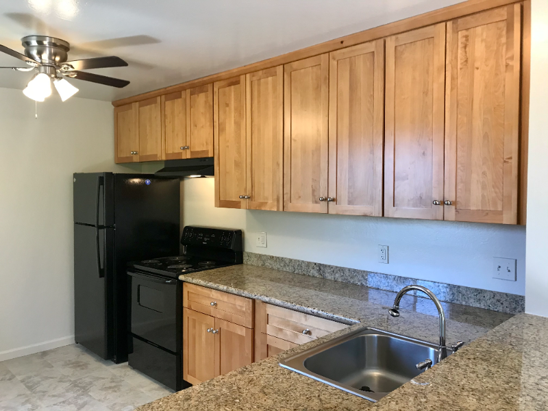 Livermore Apartment: 1020 Dolores st