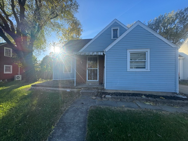 Dayton House: 2449 Fairport Ave