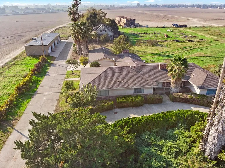 Turlock House: 2507 Gold Rd