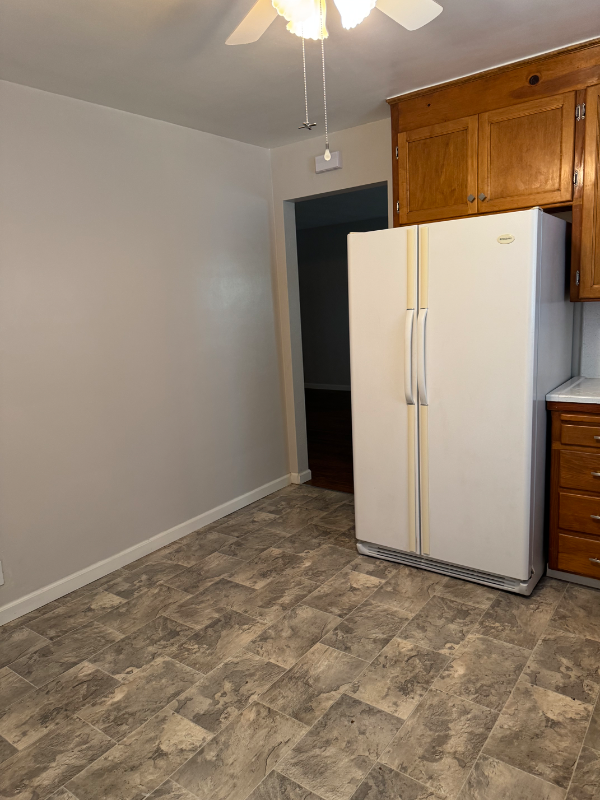 Manteca House: 426 cowell ave