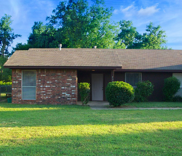 Norman Townhome: 4320 Willowpoint Dr.