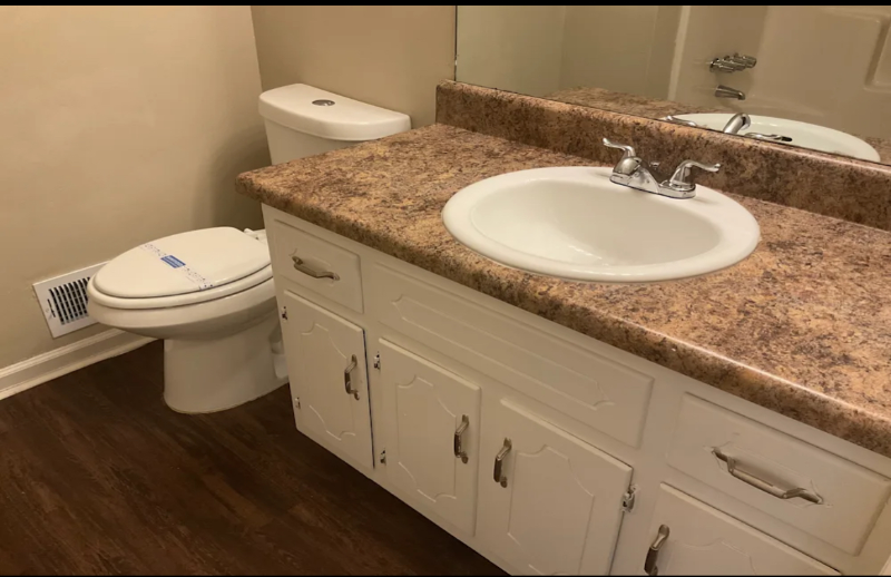 Lawrenceville House: 1331 Timbercrest dr