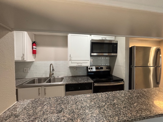 Irving Multiplex: 2010 Estrada pkwy