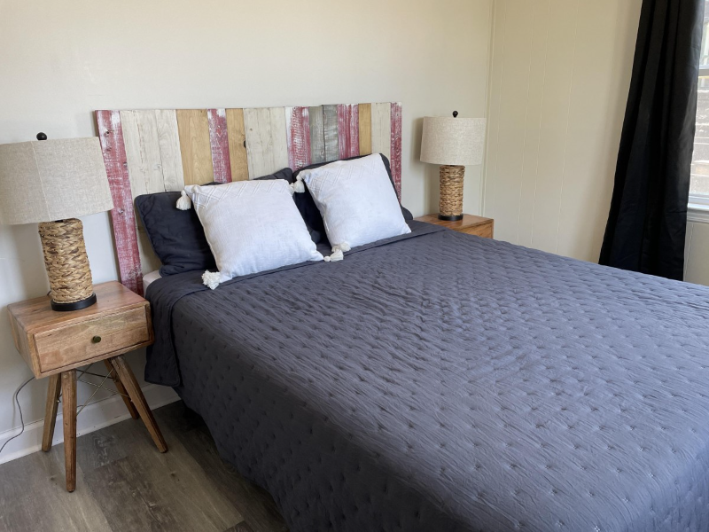 Fox Lake Condo: 117 Nippersink Blvd