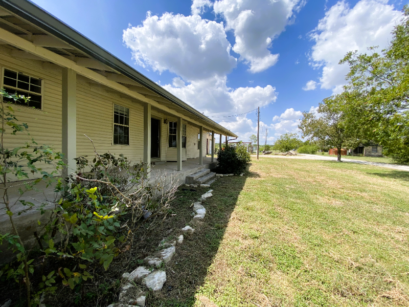 San Marcos House: 143 Jasmine Lane