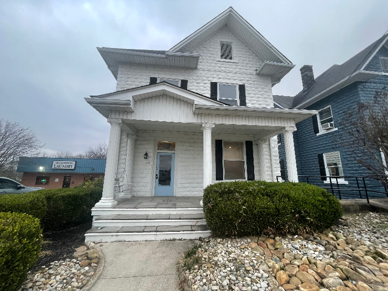 Columbia Other: 1019 S Main