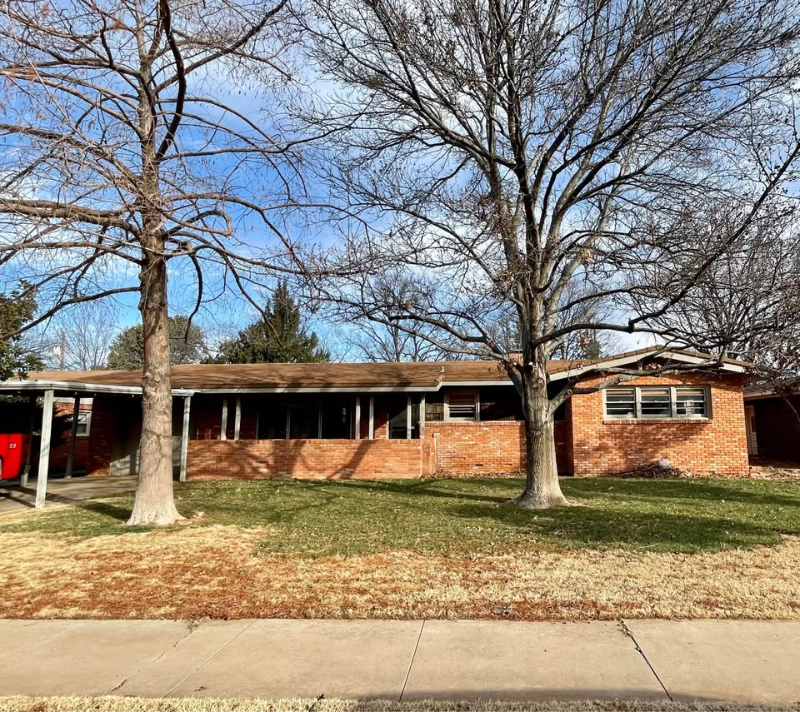 Lubbock House: 3608 46th Lubbock, Texas 79413