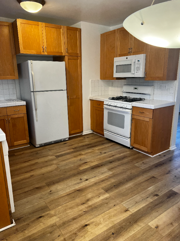 West Hollywood Multiplex: 808-812 Westmount Drive