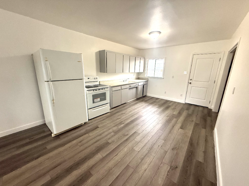 Metairie Multiplex: 1212 Brockenbraugh Ct