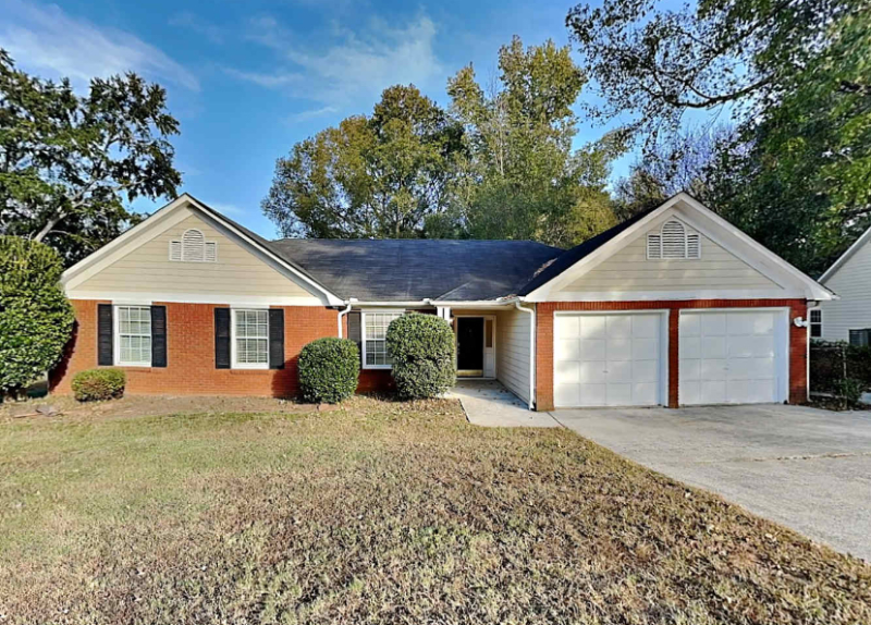 Conyers House: 50438 Tiffany dr