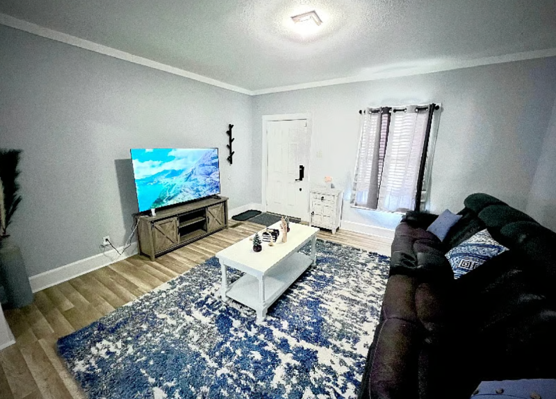 Indianapolis House: 3004 E Michigan St.