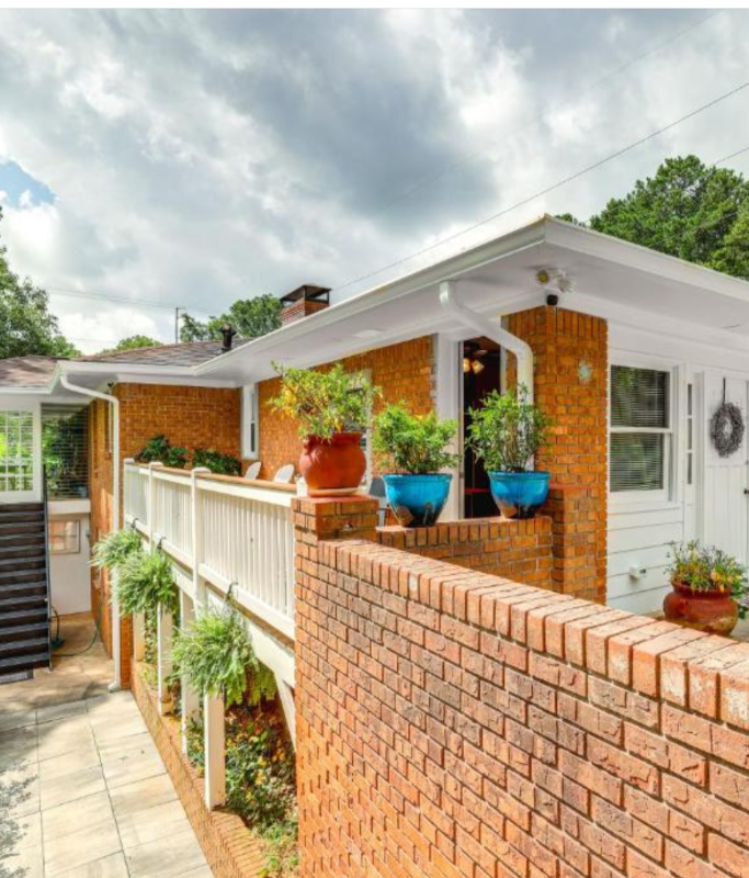 Stone Mountain Multiplex: 950 Ellis Road