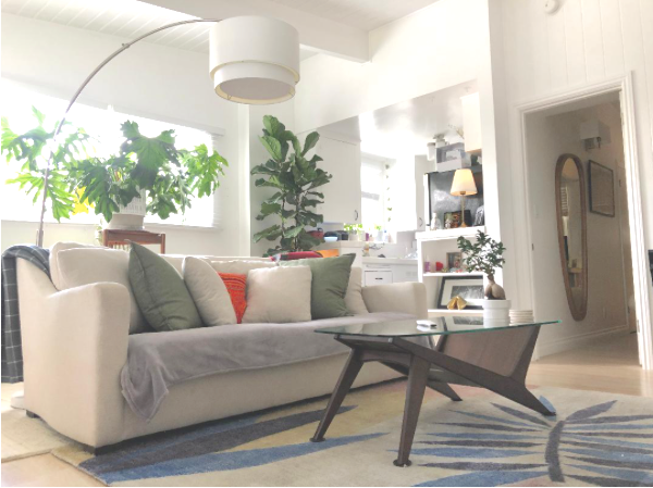 West Hollywood Apartment: 1246 N Sweetzer ave