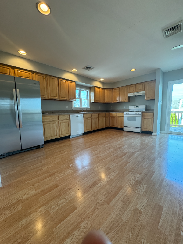 Essington Multiplex: 302 Bartram Ave