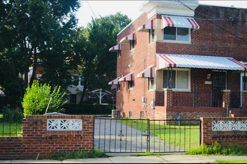 Hyattsville House: 5703 18th Avenue