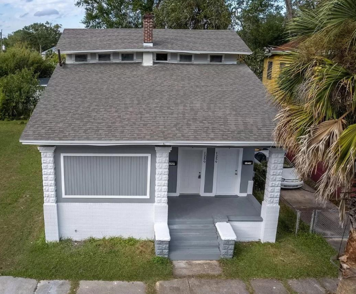 Jacksonville House: 1259 Hart St