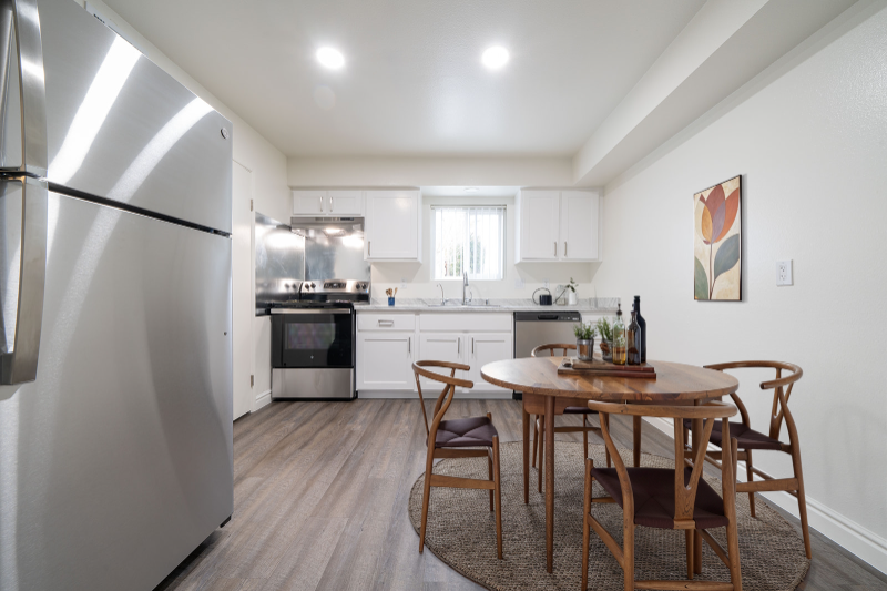 San Marcos Condo: 305 W San Marcos Blvd