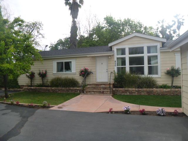 Ojai House: 420 S. Montgomery Street