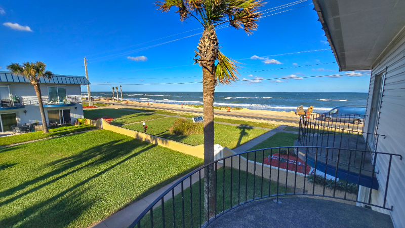Ormond Beach Townhome: 2750 Ocean Shore Boulevard