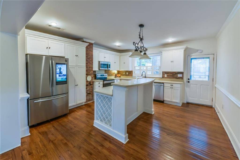 Villa Rica House: 331 North Ave