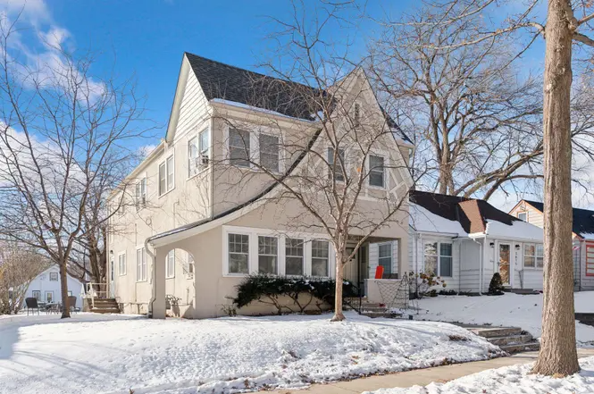 Minneapolis Multiplex: 3611 Washburn Ave N