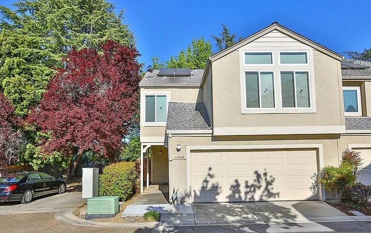 Cupertino Townhome: 11452 Garden Terrace Dr