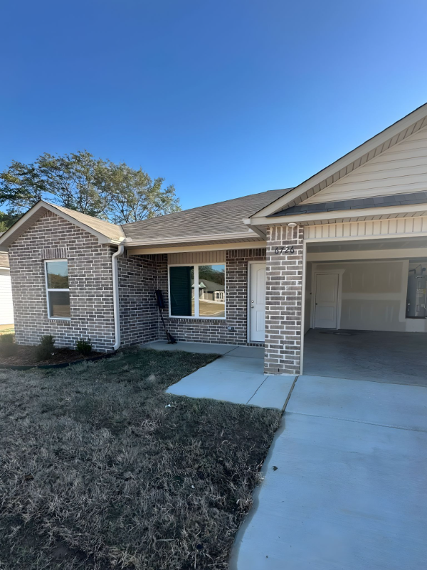 North Little Rock House: 6726 Leatherwood Loop