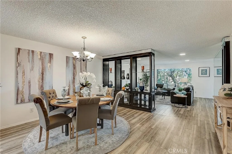 Glendale Condo: 1935 Alpha rd