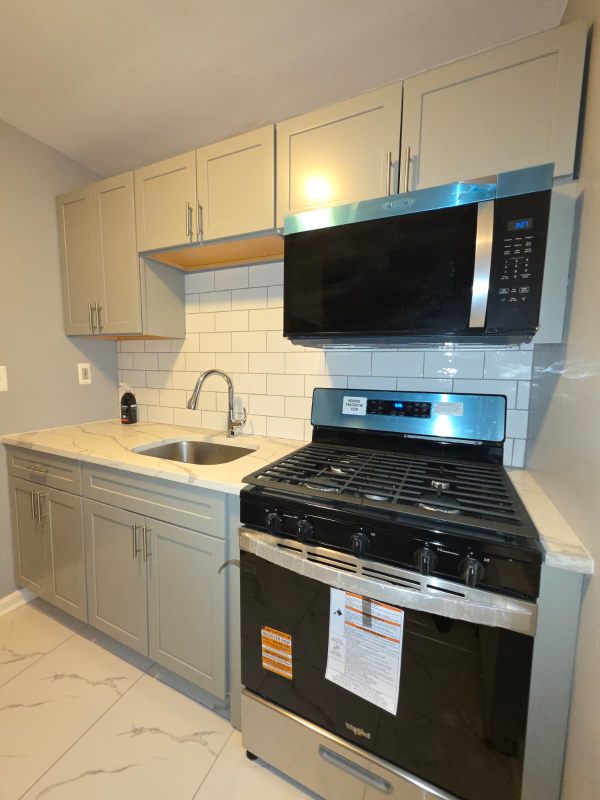 jersey city Condo: 165 Vroom Street