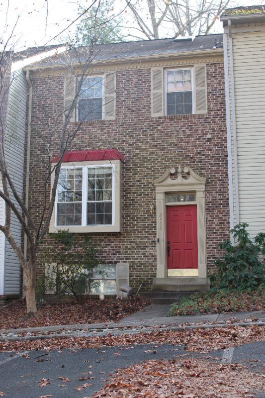 FAIRFAX Townhome: 2990 MISSION SQUARE DR