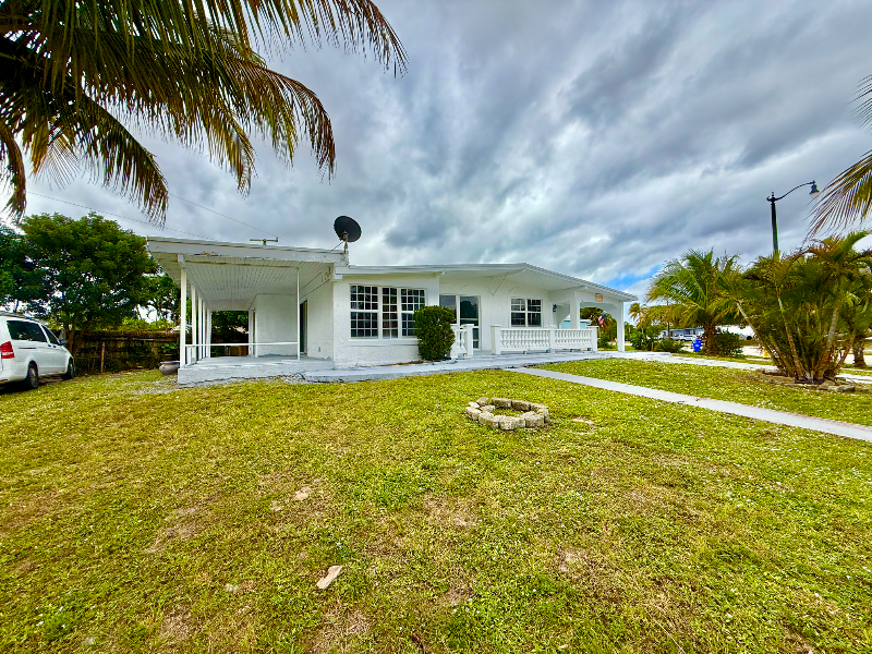Pompano Beach House: 1430 NE 41st Dr
