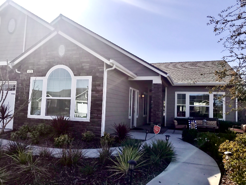 Sanger Multiplex: 471 Rosewood Ave #2