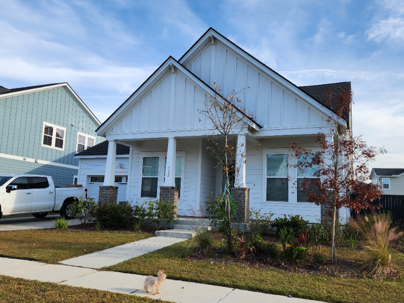 Summerville House: 112 Ashworth Dr