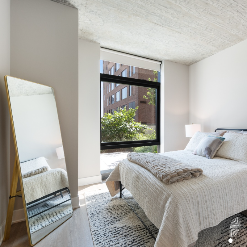 Chicago Condo: 352 S Aberdeen St