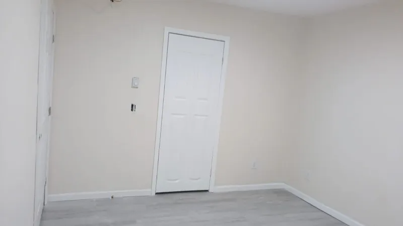 Scranton Apartment: 433-435 Prescott Ave