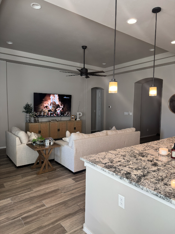 Rio Rancho House: 704 Amatista Loop SE