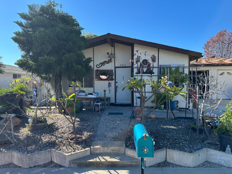Oceanside Townhome: 3241 Calle Osuna