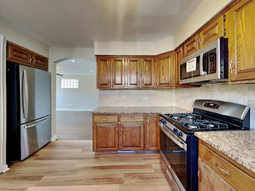 Franklin Park House: 2652 Maple St