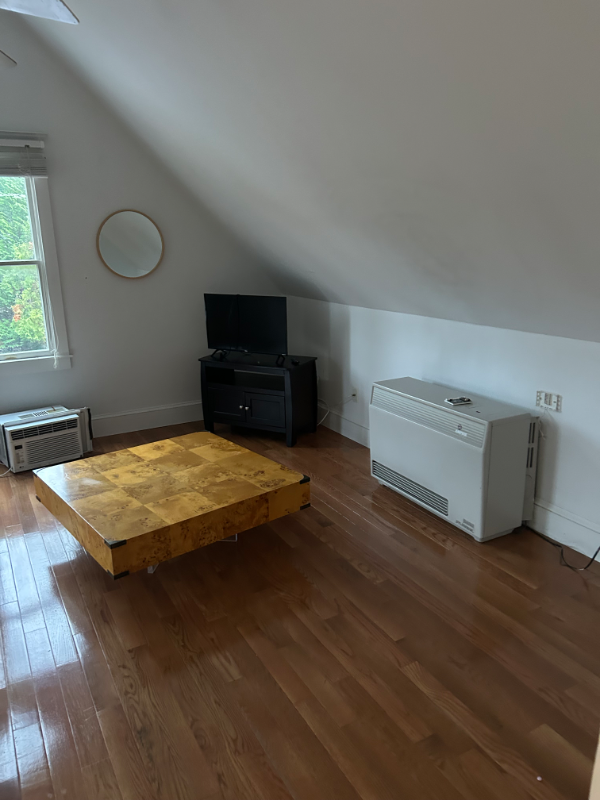 Southampton Multiplex: 8 Dover Avenue