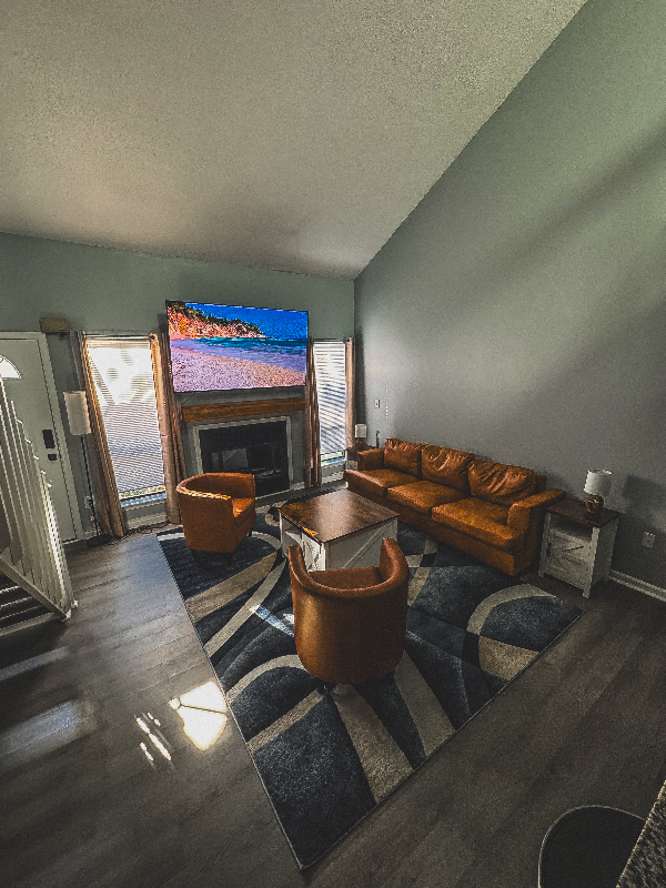 Norfolk Condo: 8576 Chesapeake Blvd