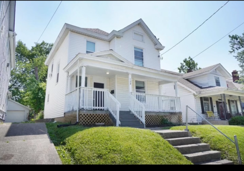 Hamilton House: 124 Eaton Ave