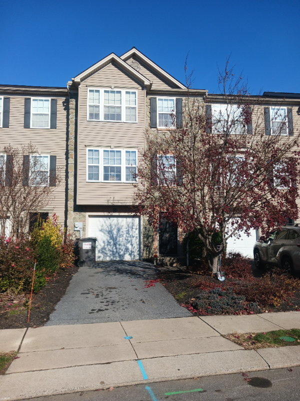 Millersville Townhome: 123 Bradford St