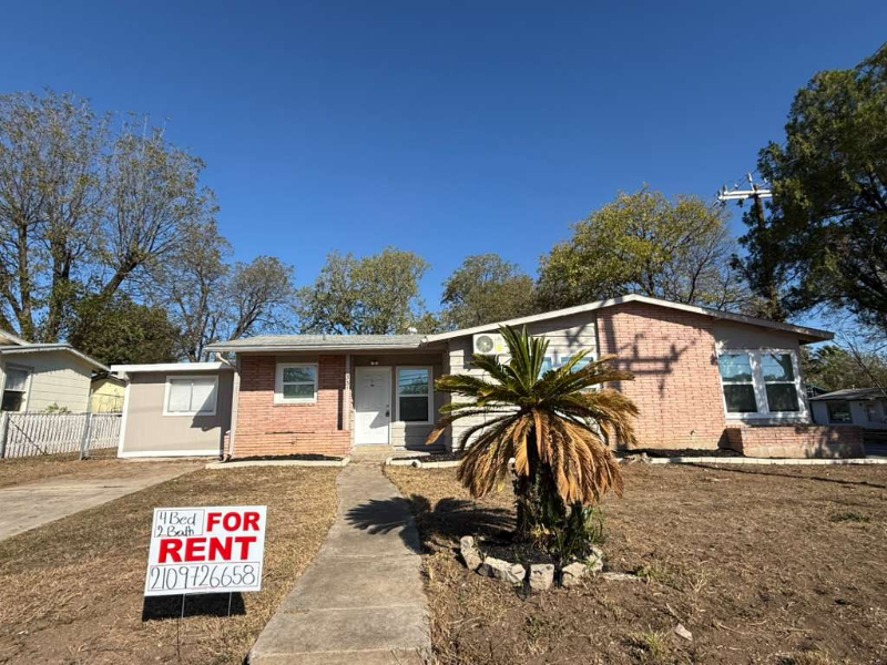 San Antonio House: 331 Lanark