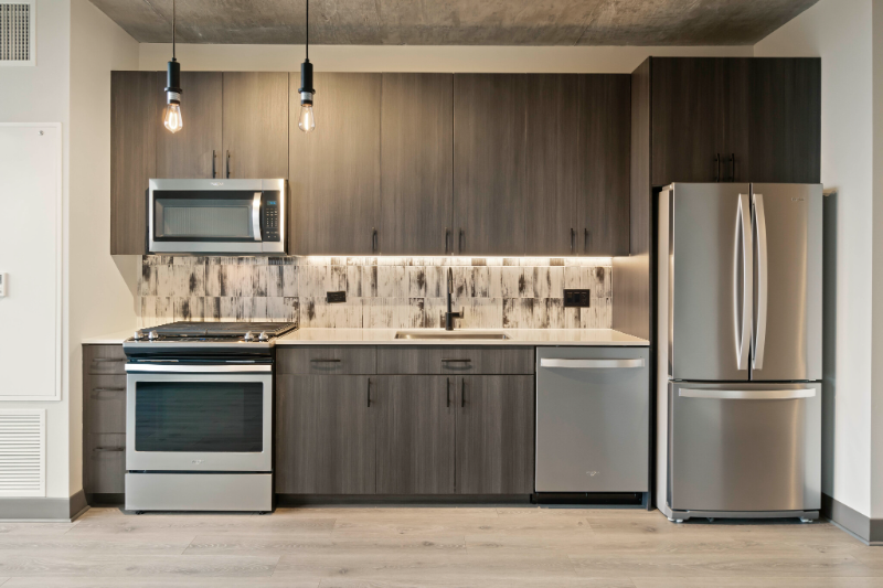 Chicago Condo: 1347 w lake